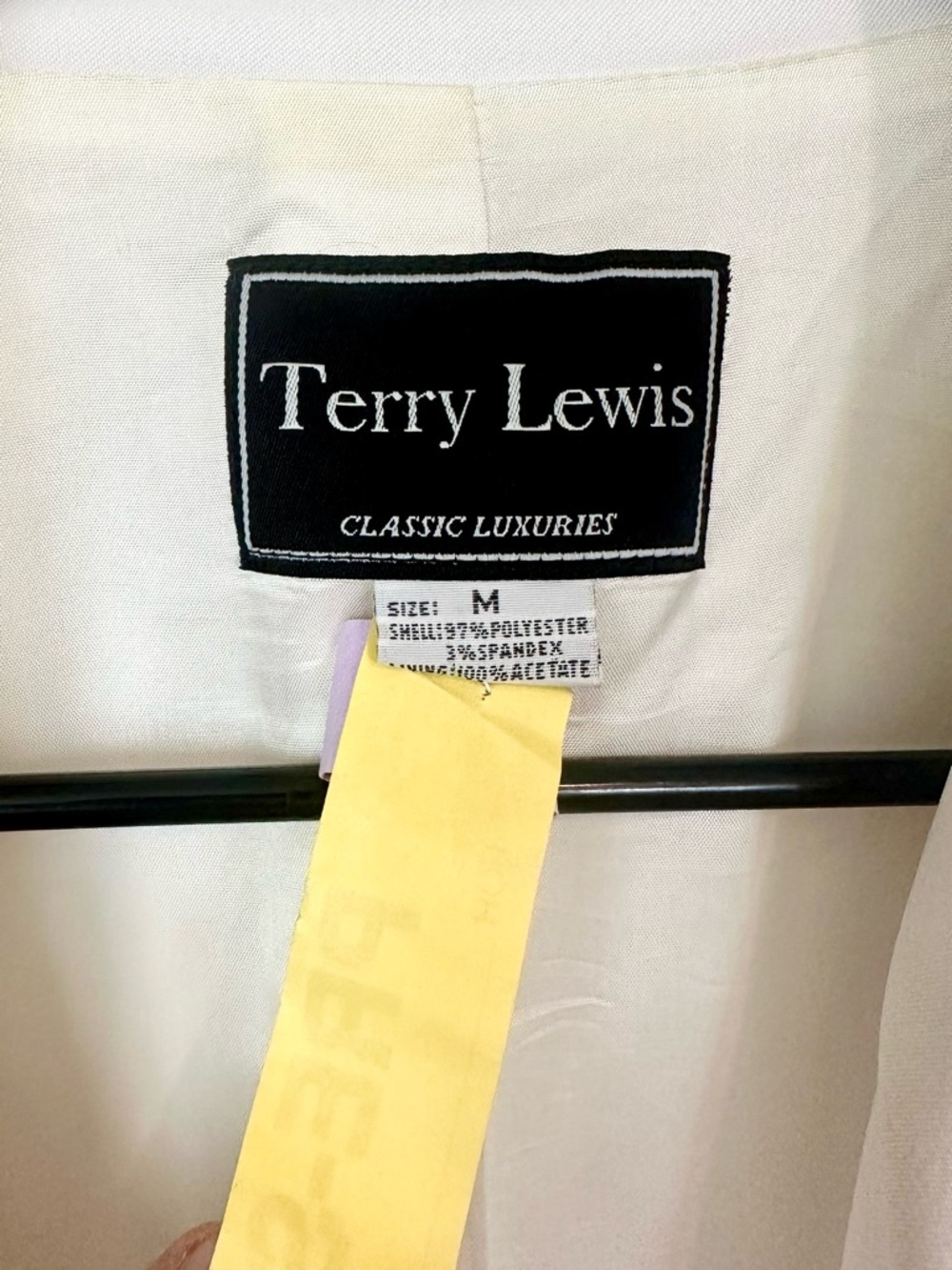 Terry Lewis Classic Luxuries White Longline Duster Coat - Size: Medium - Picture 2 of 7